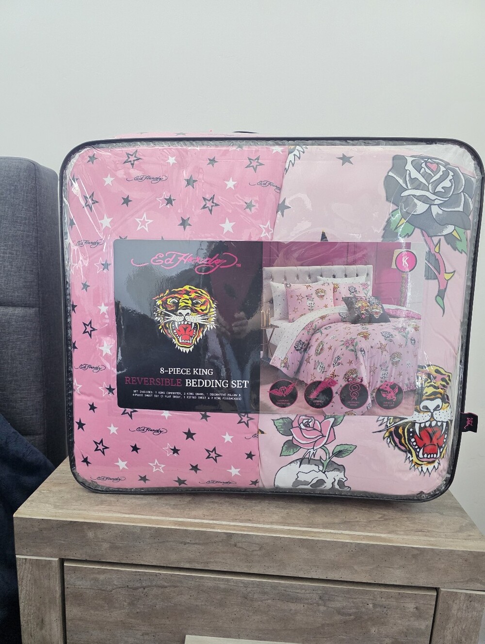 Ed Hardy KING 8 Piece Pink Reversible Comforter Bedding Set